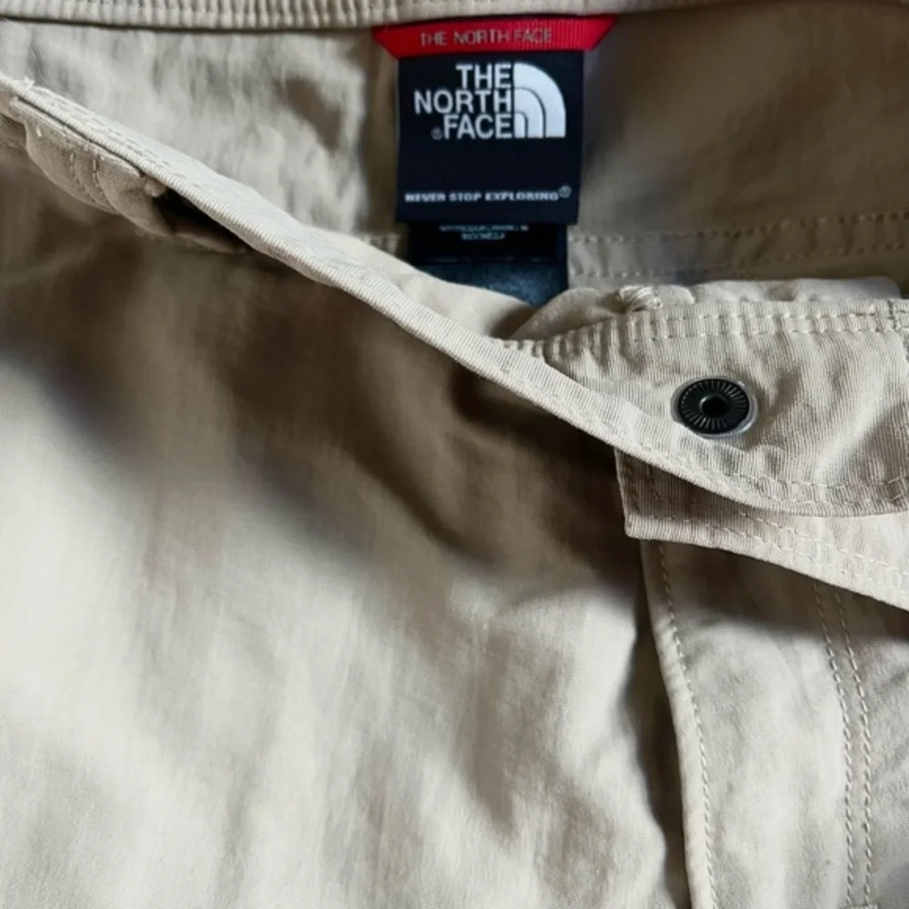 The North Face Khaki Chino Shorts Men Sz‎ 36 Hiking Outdoor 100 NYLON Zipper ✅